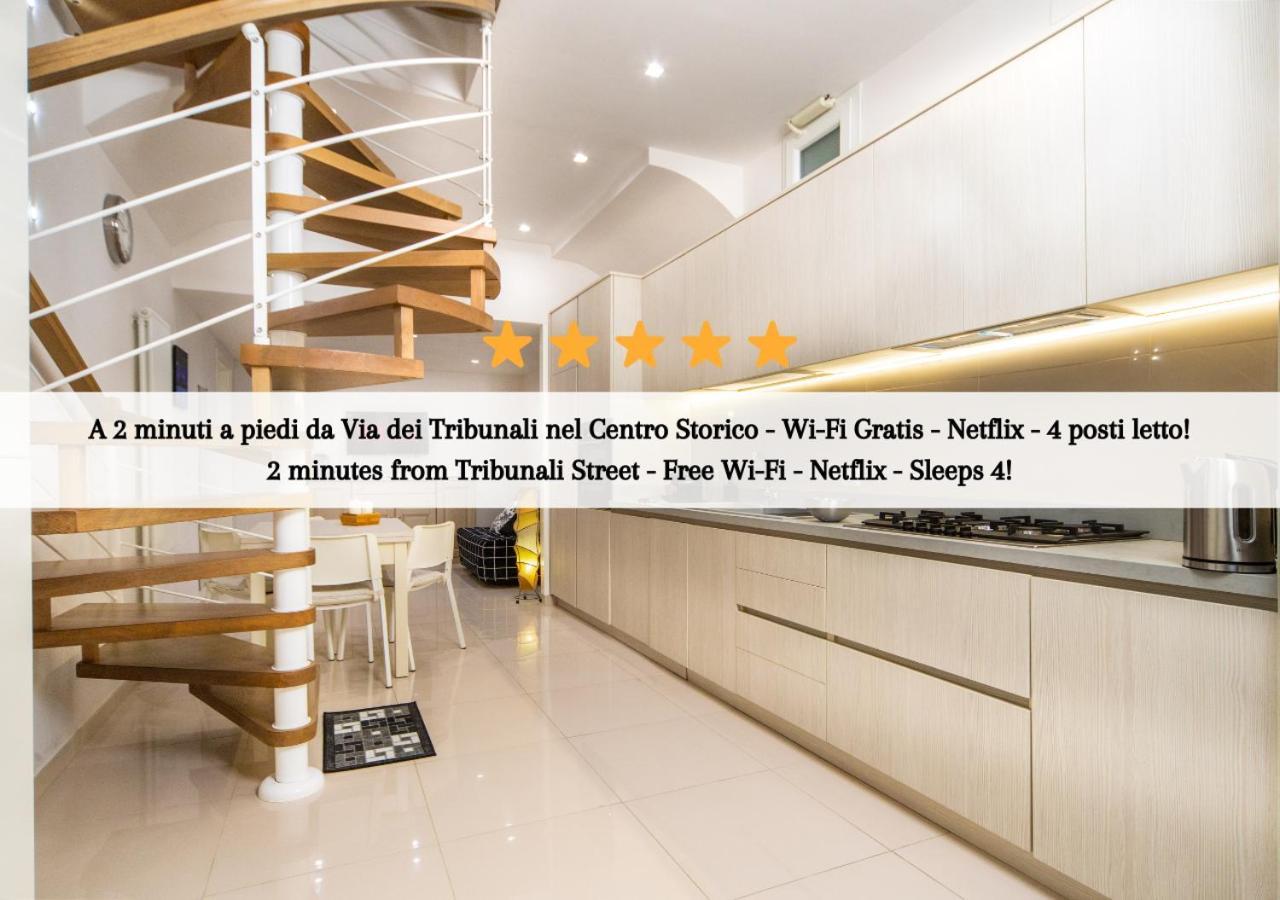 Centro Storico - Casa Con Wi-Fi E 4 Posti Letto In Via Dei Tribunali Apartment Naples Exterior photo